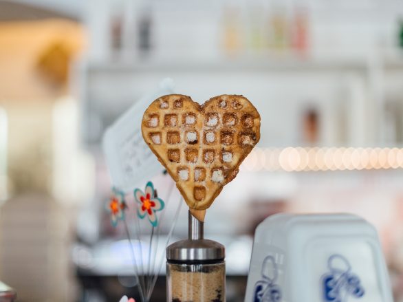 Waffel auf einer Flasche ruft Emotionen hervor.