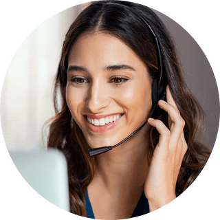 Online-Sekretärin vom Cloudsecretary Telefonservice mit Daumen nach oben